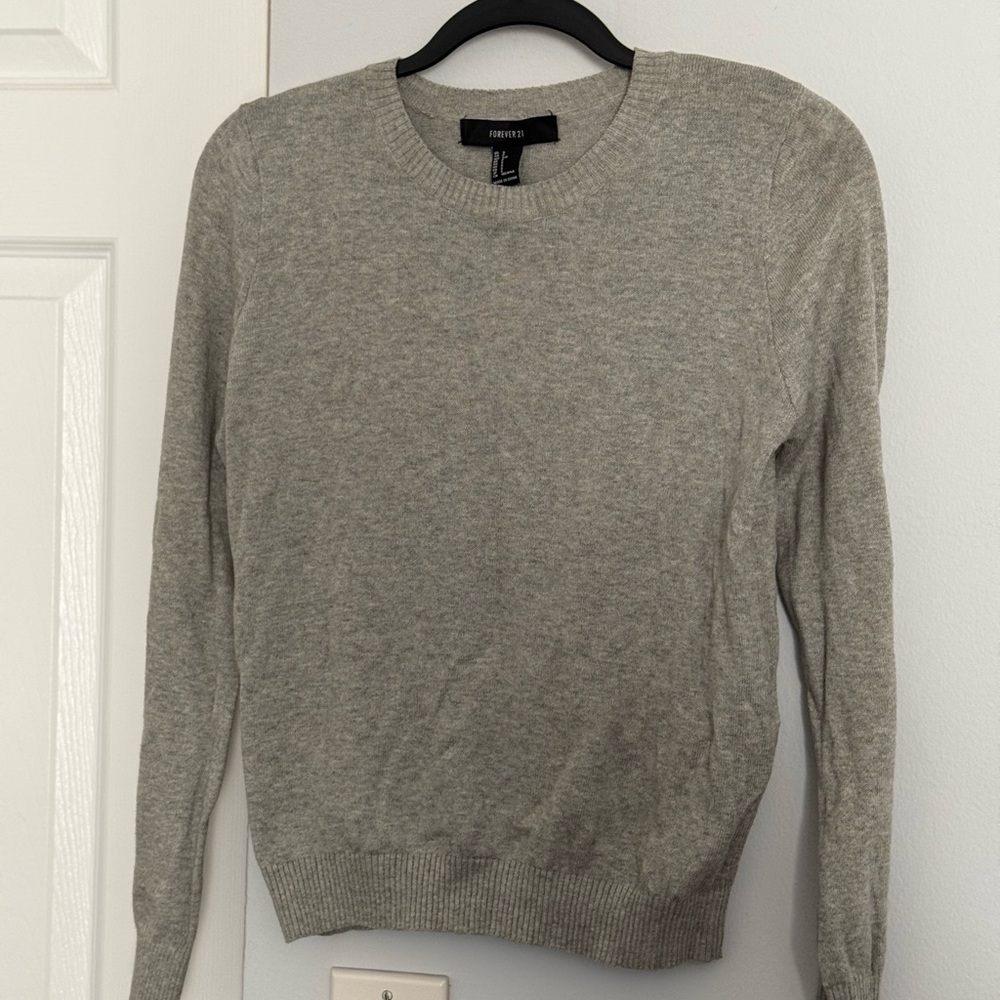 Forever 21 Light Gray Knit Sweater